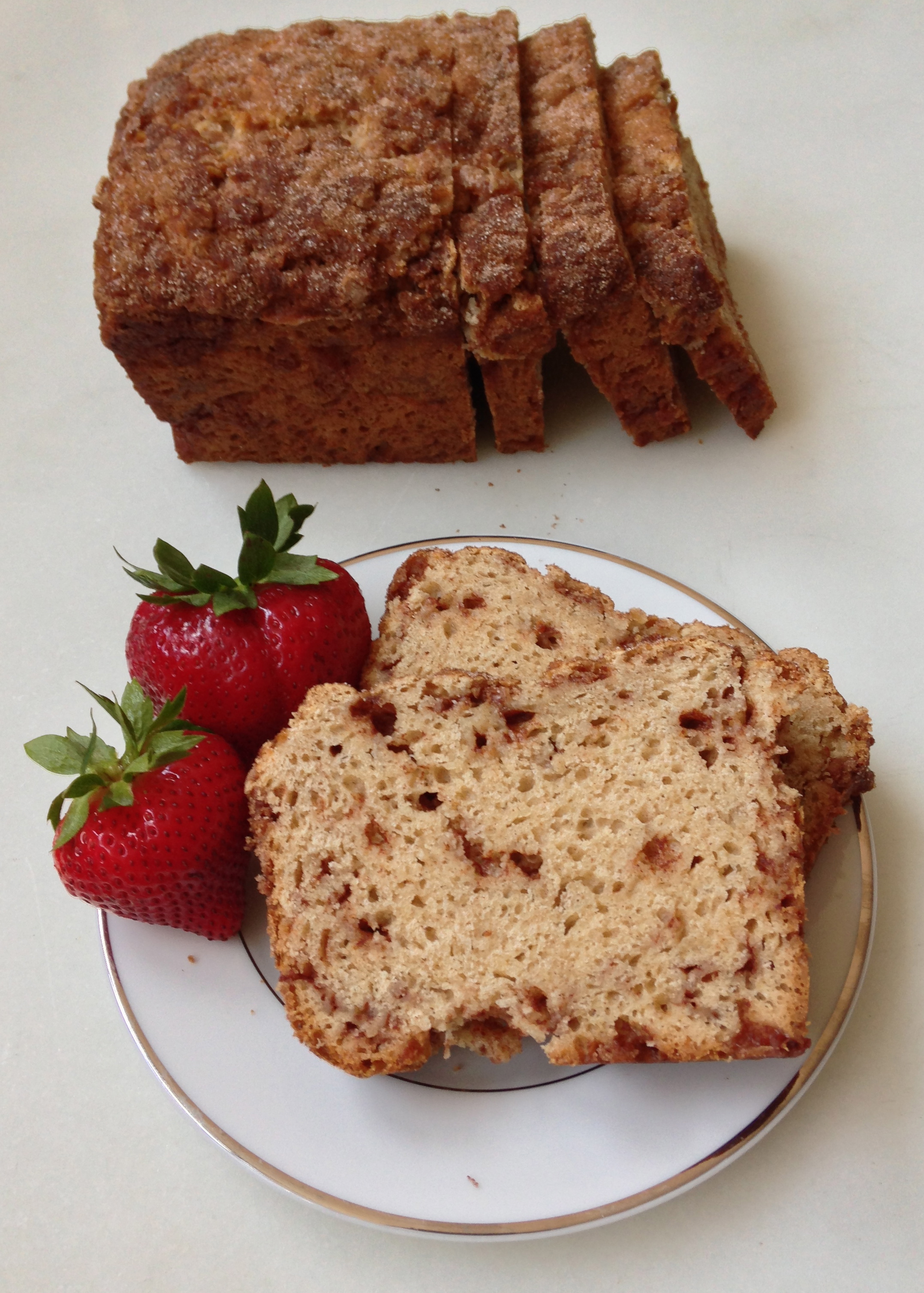 Easy Cinnamon Bread - a yeast bread that requires no kneading! | ChezCateyLou.com