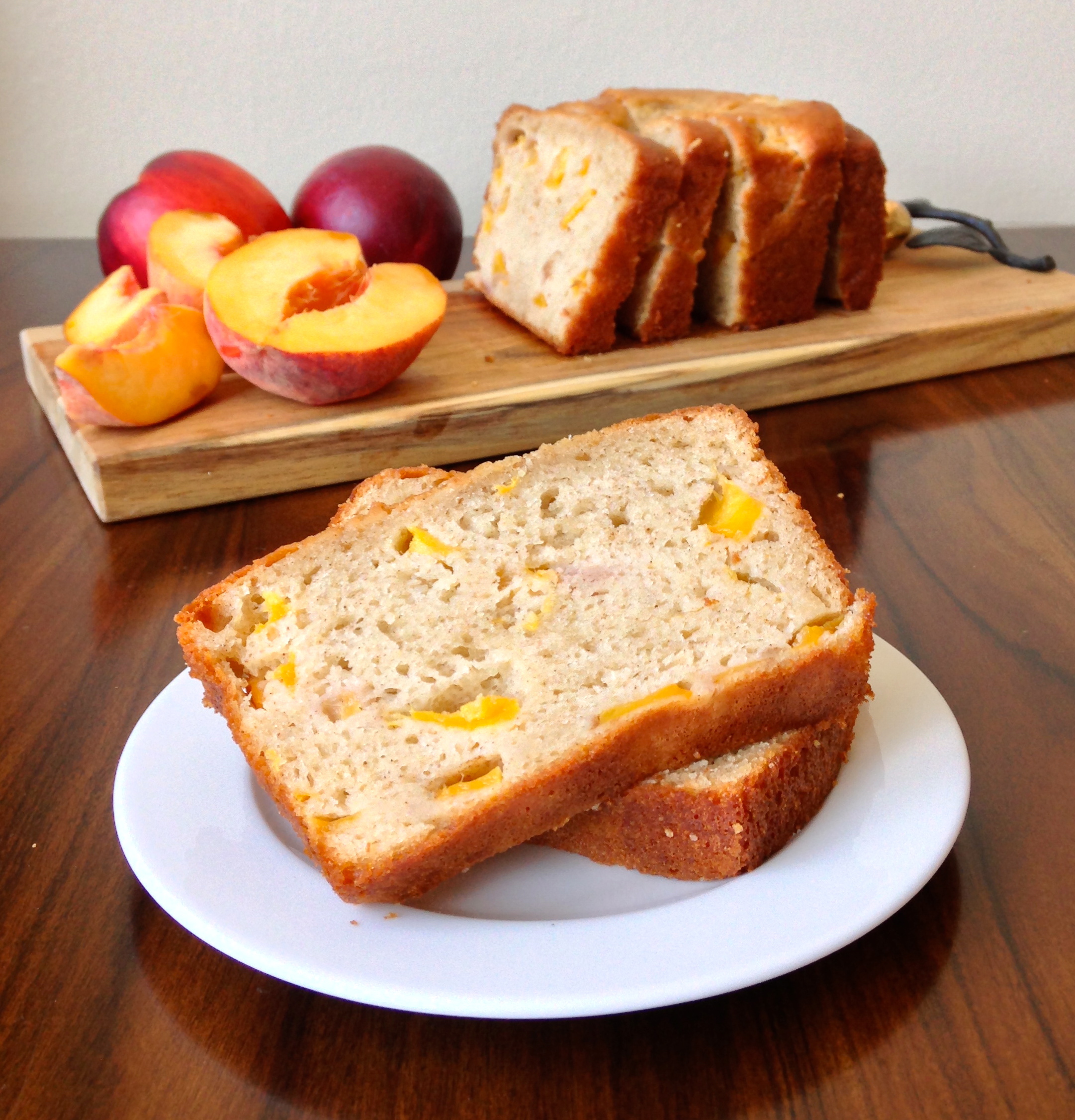 Peach Yogurt Bread with Cinnamon | chezcateylou.com