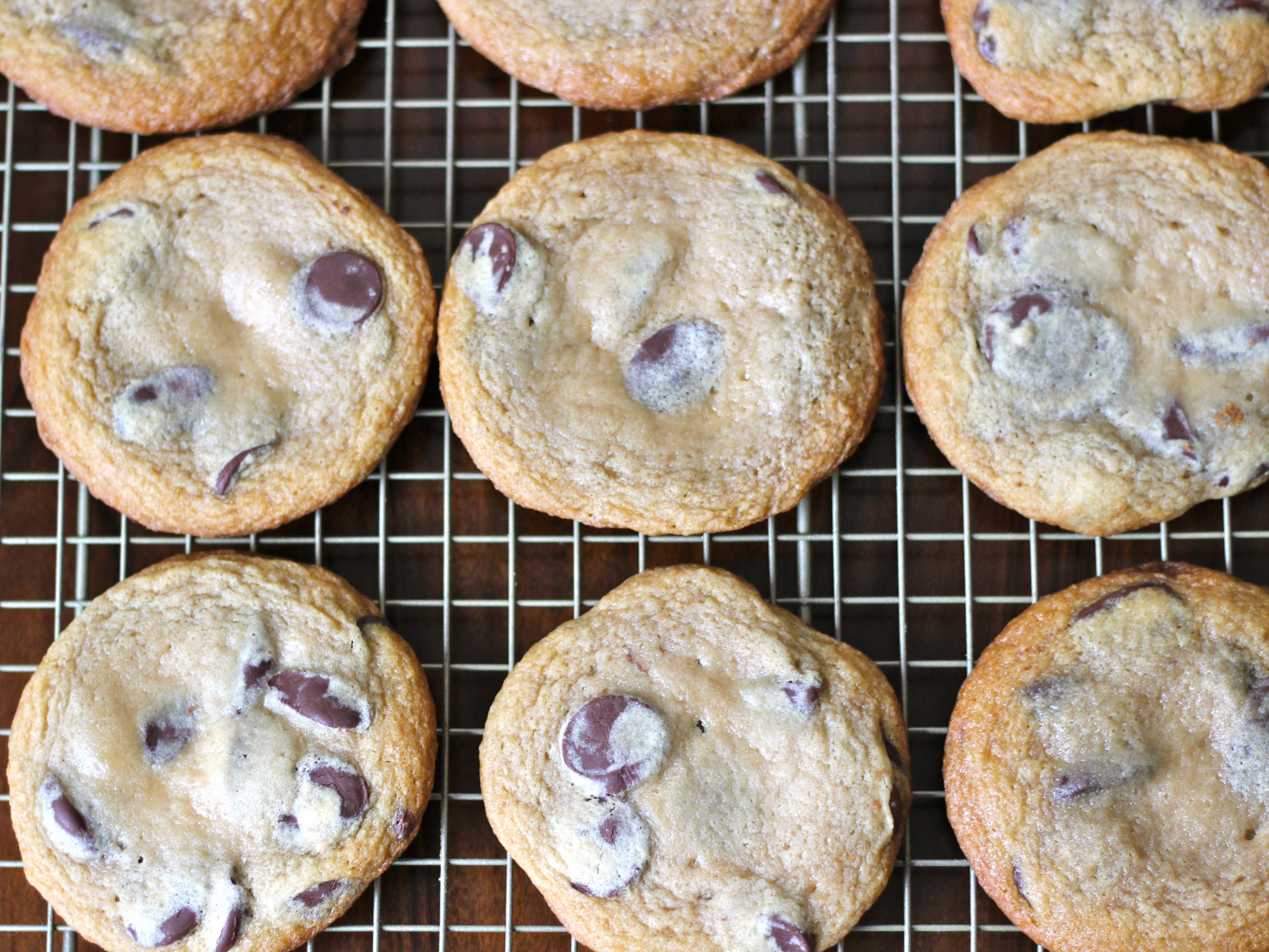 Chocolate Chip Cookies Made with Cream Cheese | ChezCateyLou.com