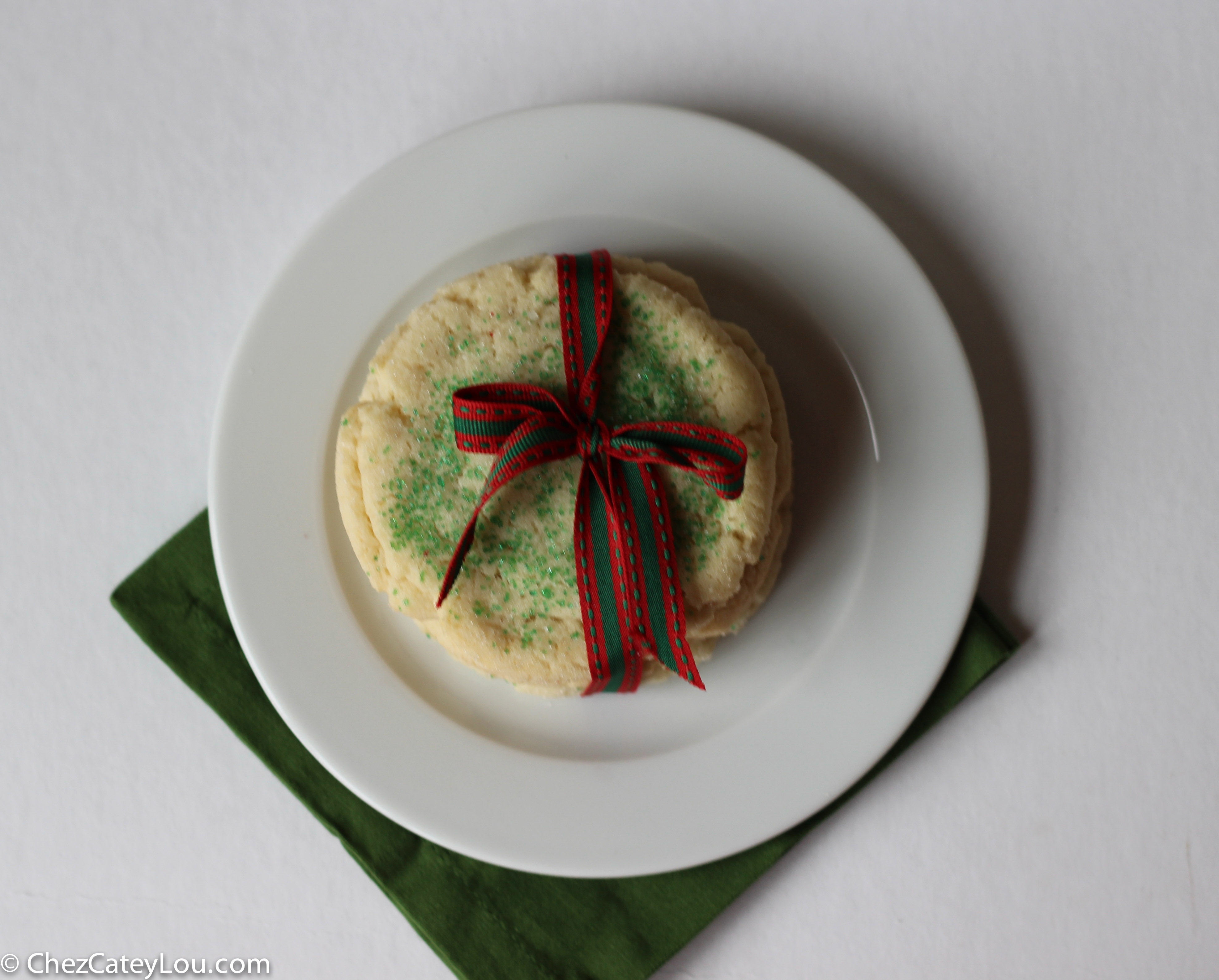 Chewy Sugar Cookies | chezcateylou.com