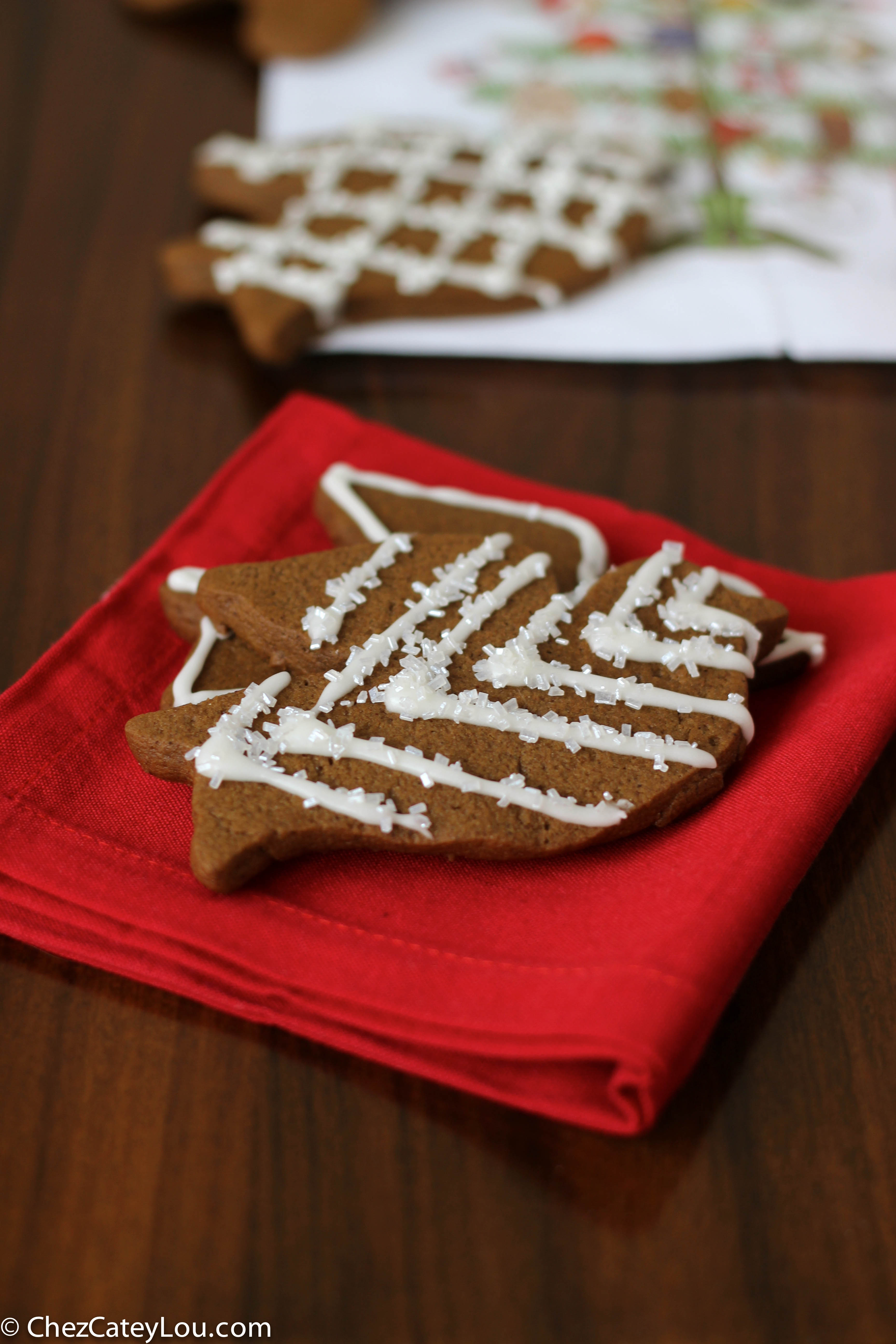 Thick and Chewy Gingerbread Cookies | ChezCateyLou.com #Christmas